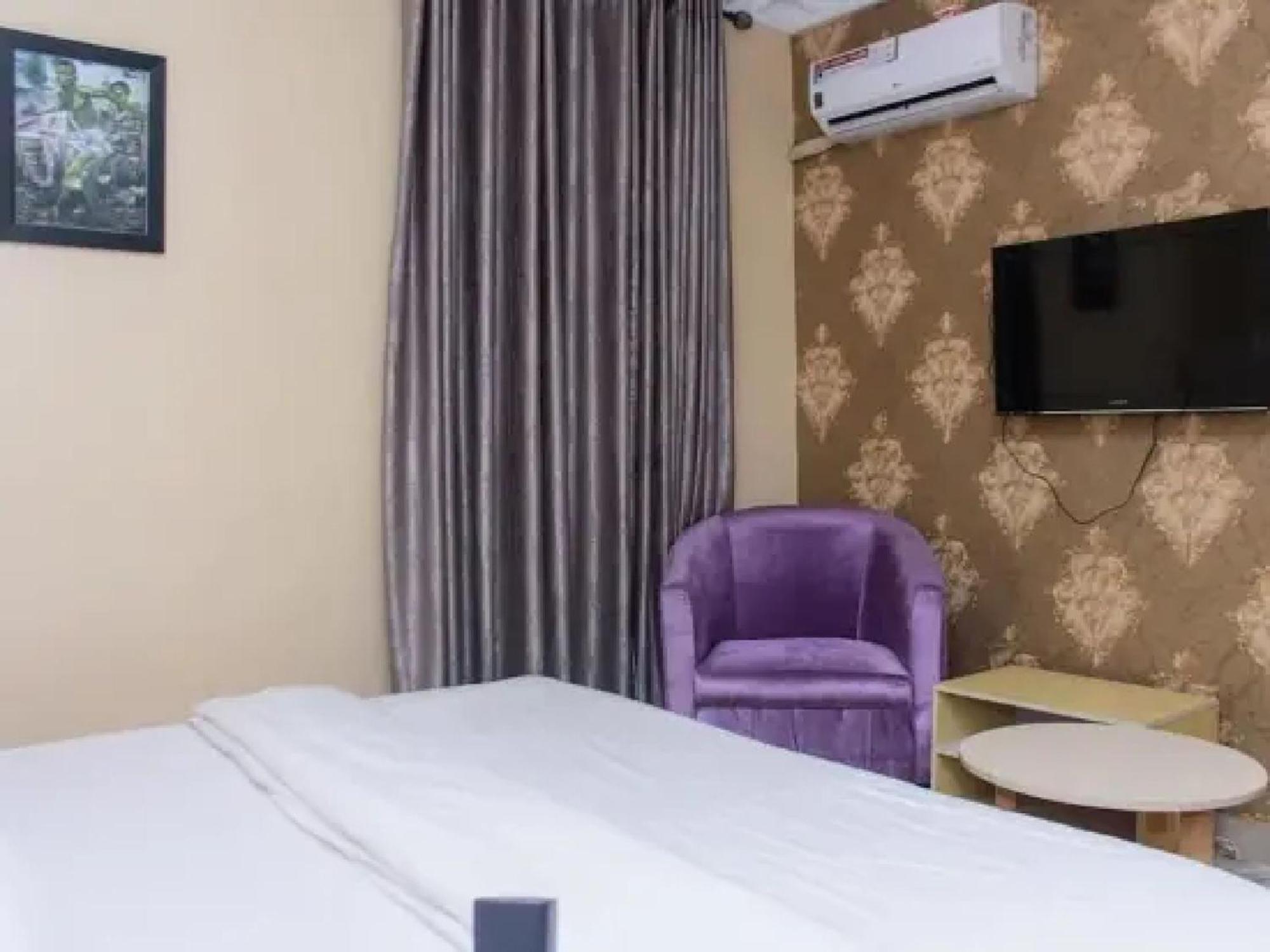 Room In Lodge - Ambience Hotels Abujahome For Leisure And Business Travellers Exteriér fotografie